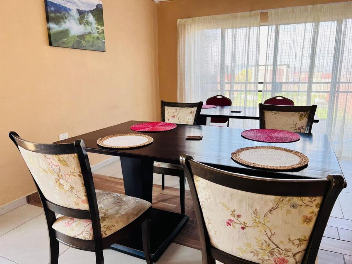 Mphatlalatsane Bnb Maseru Eksteriør billede